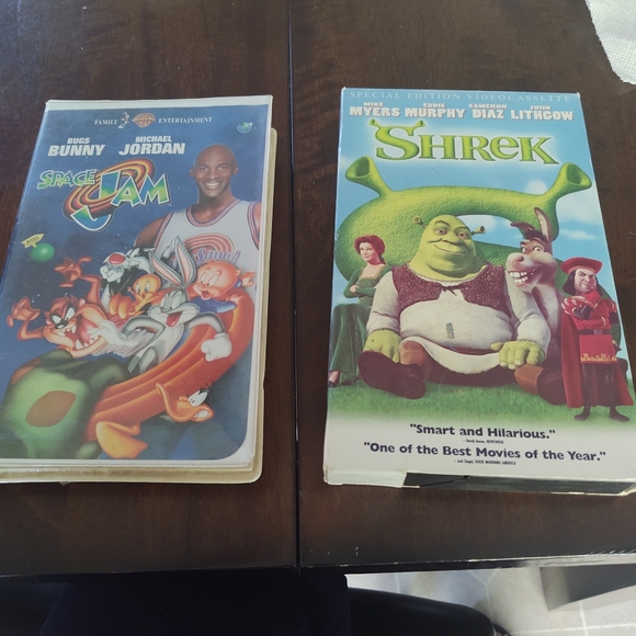 3/$20 Two classic movies VHS TAPES space jam and… - Picture 1 of 5